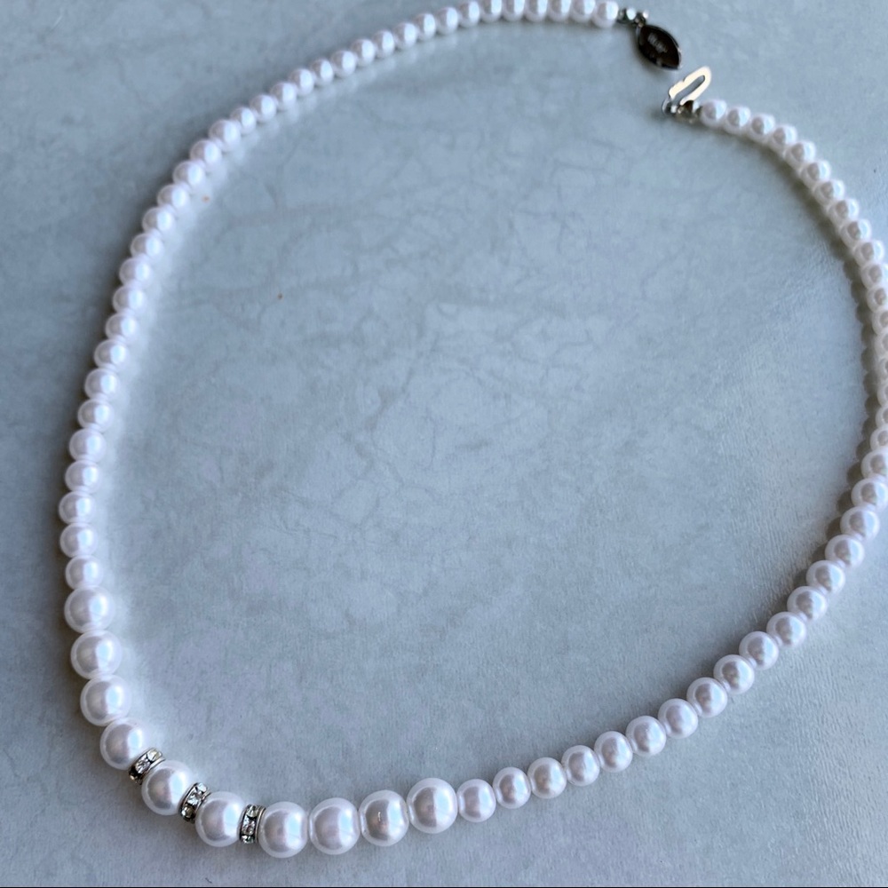 Pearl Costume Necklace